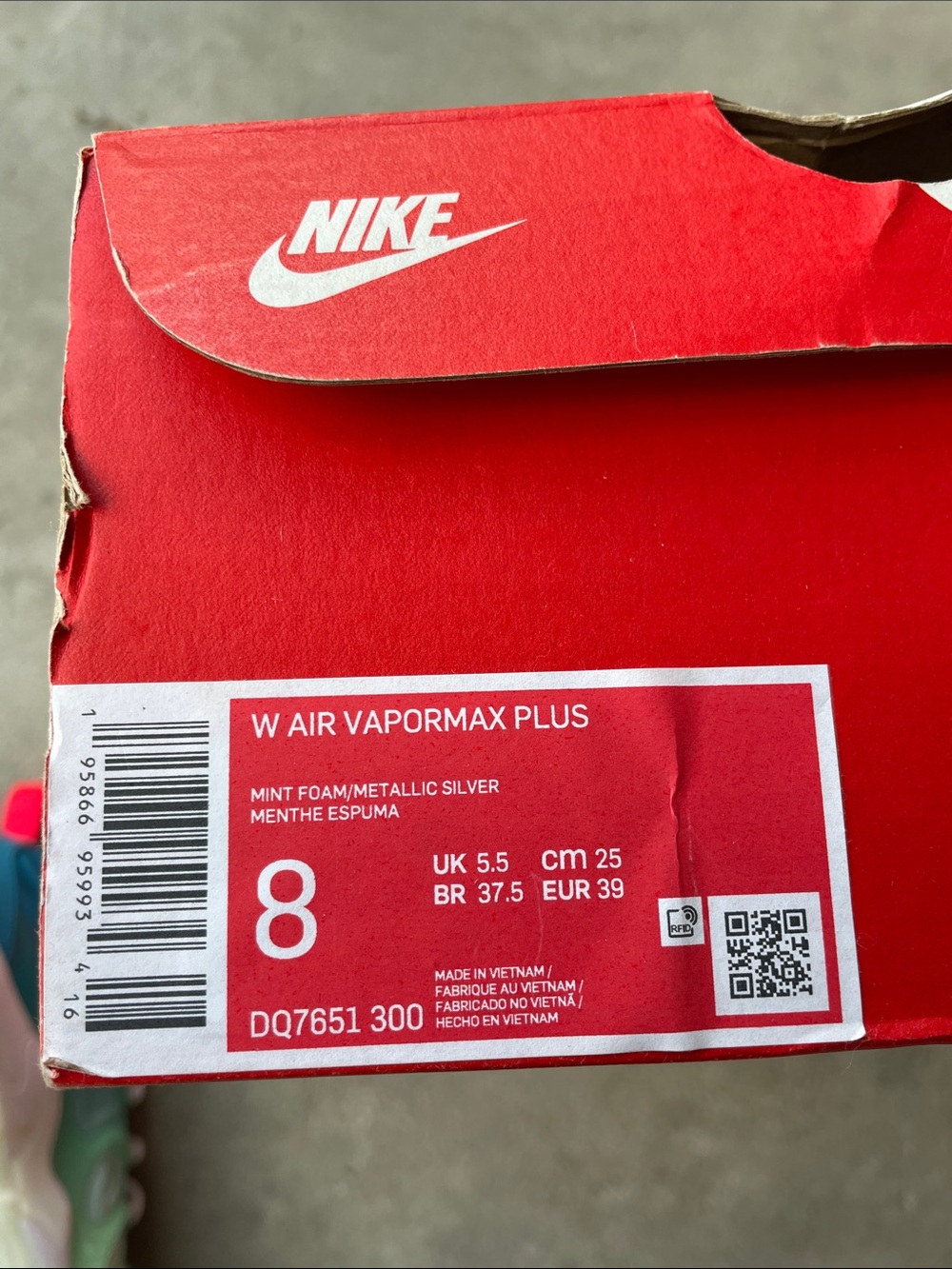 NIKE Women's Air VaporMax Plus Mint Foam Laser Blue Shoes Size 8 - Picture 11 of 12